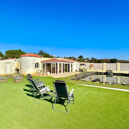 Rocas Con Piscina Privada De Piedra, Vista Mar, Jardines, Asadero Y Wifi *