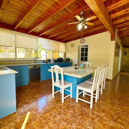Villa Rocas Con Piscina Privada De Piedra, Vista Mar, Jardines, Asadero Y Wifi Parque Holandes