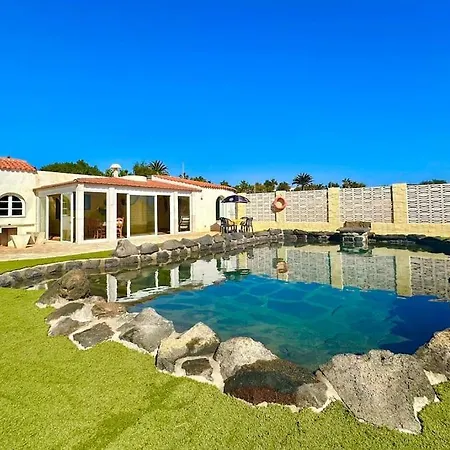 Las Rocas Con Piscina Privada De Piedra, Vista Mar, Jardines, Asadero Y Wifi Parque Holandes
