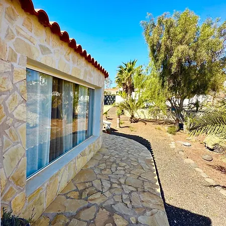 Las Rocas Con Piscina Privada De Piedra, Vista Mar, Jardines, Asadero Y Wifi Villa Parque Holandes
