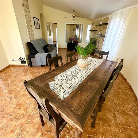 Villa Rocas Con Piscina Privada De Piedra, Vista Mar, Jardines, Asadero Y Wifi *